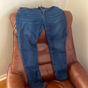 Mens Mugsy Jeans size 33x 34